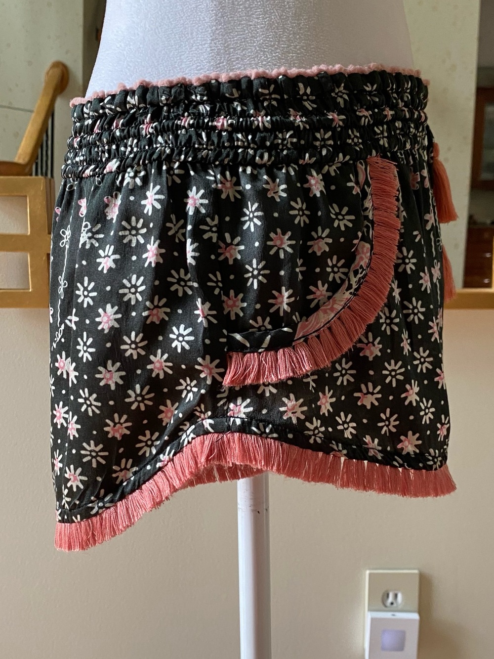 Poupette St. Barth Lulu Silk Boxer Shorts sz 1 XS black pink Daisy fringe - Picture 3 of 13